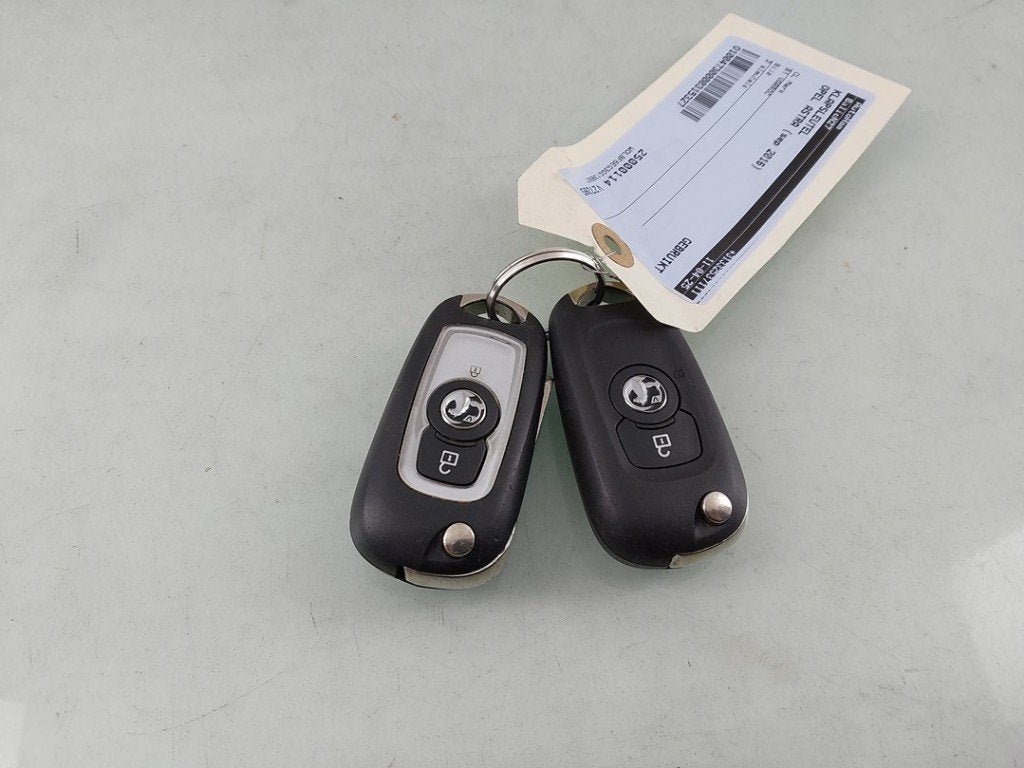 CLE Opel Astra K (01-2015/12-2022) (|13588685|), Utilisé, Opel