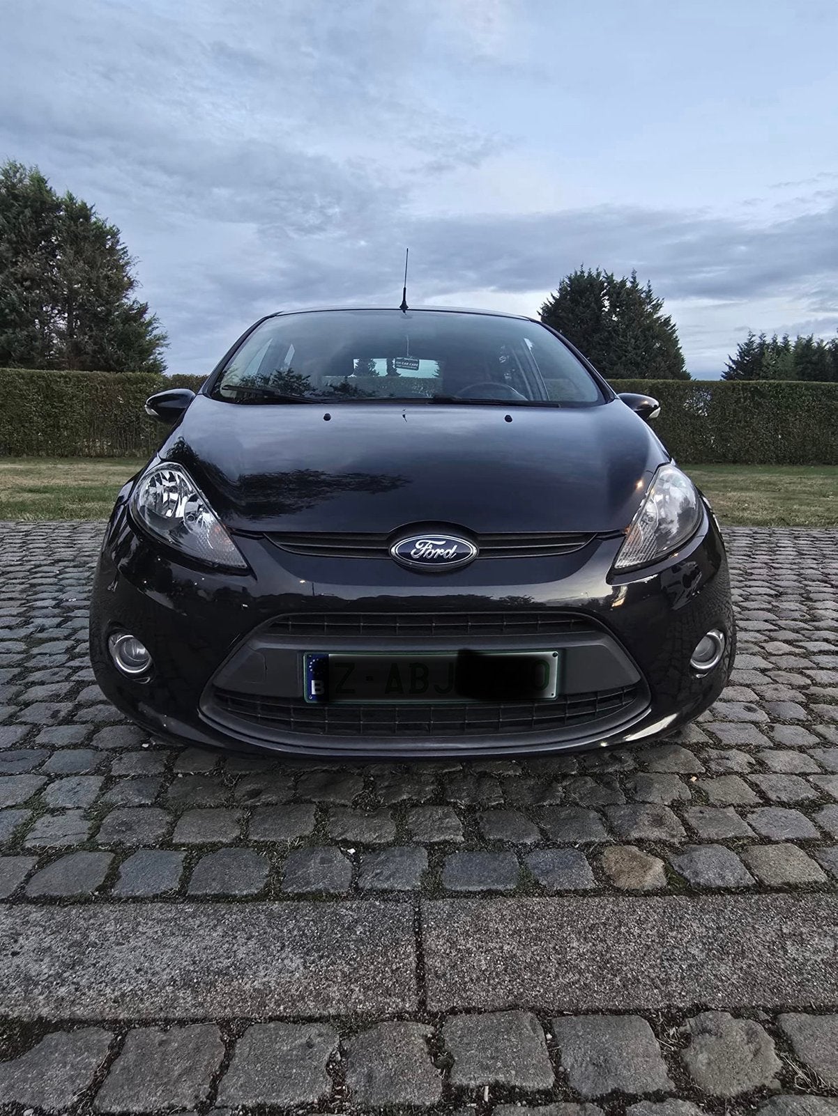 Ford fiesta 1.6 diesel 143duizend km, Auto's, Ford, Voorwielaandrijving, Euro 5, Stof, Zwart