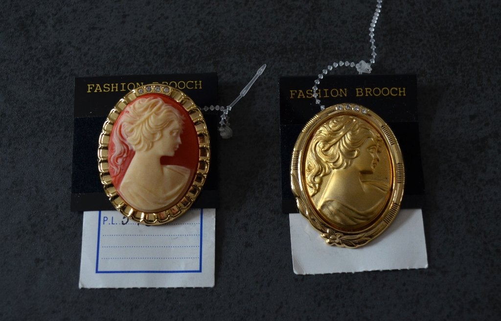 Broche Camée, Ophalen of Verzenden, Nieuw, Overige materialen