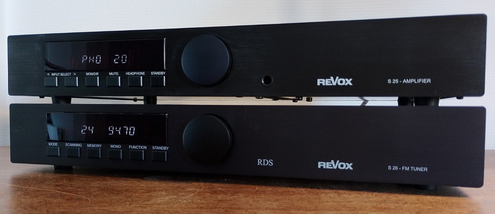 REVOX S-25  + S-26 versterker/ tuner combinatie., Ophalen
