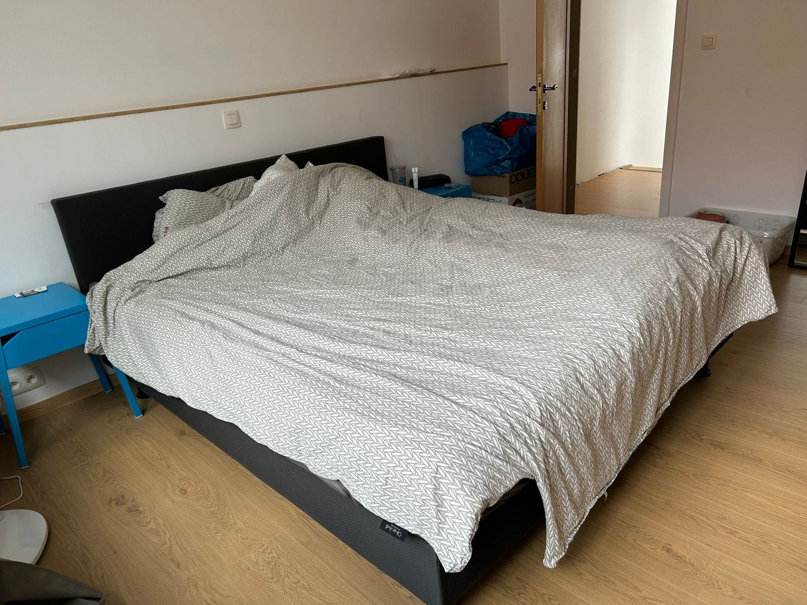 Boxspring, Maison & Meubles, Chambre à coucher | Lits, Gris, Tissu, Enlèvement, Utilisé