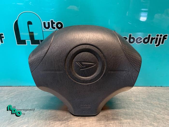 Airbag gauche (volant) d'un Daihatsu Sirion (Sirion 98-), Autos : Pièces & Accessoires, Autres pièces automobiles, Daihatsu, Utilisé