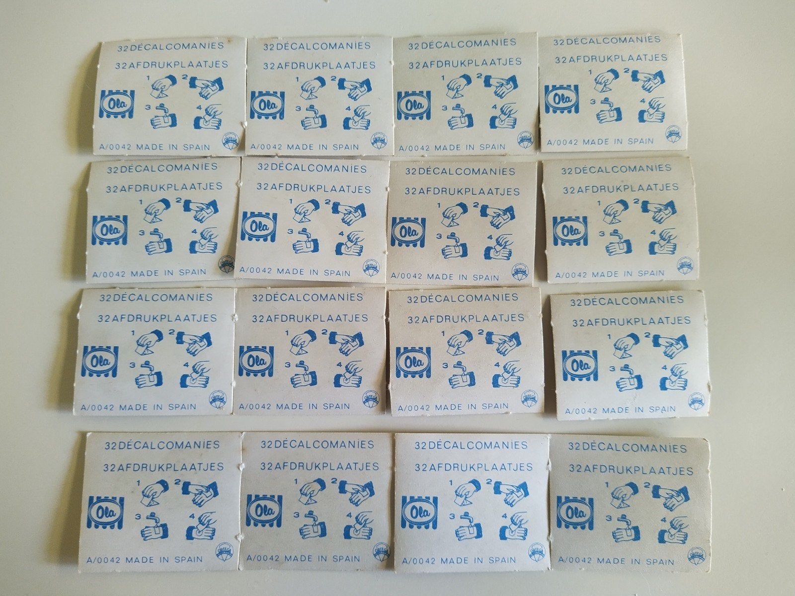 16 vintage Ola Afdrukplaatjes / décalcomanies, Ophalen of Verzenden, Nieuw