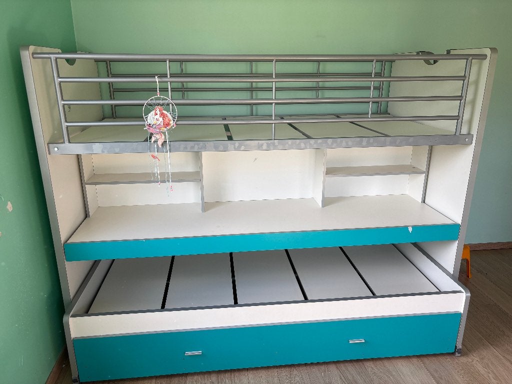 Magnifique Lit Superposé  (2couchages) avec Bureau et tiroir, Huis en Inrichting, Slaapkamer | Stapelbedden en Hoogslapers, Zo goed als nieuw