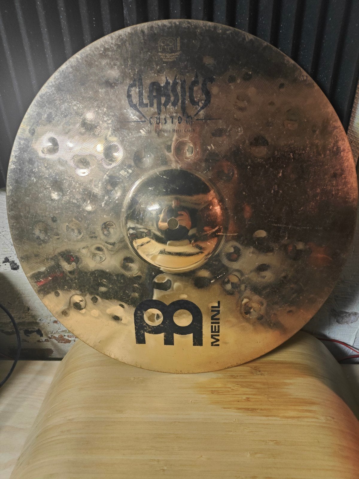 Meinl classics extreme crash 18 inch, Enlèvement