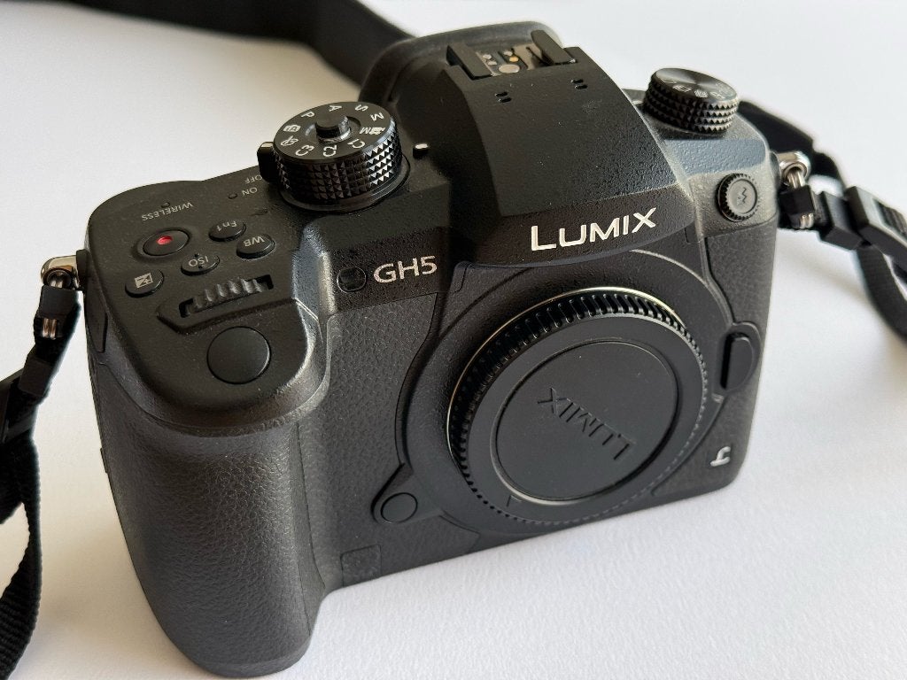 Lumix GH5, inclusief V-Log L + doos, perfecte staat, Ophalen, Panasonic, Bluetooth, Draagriem