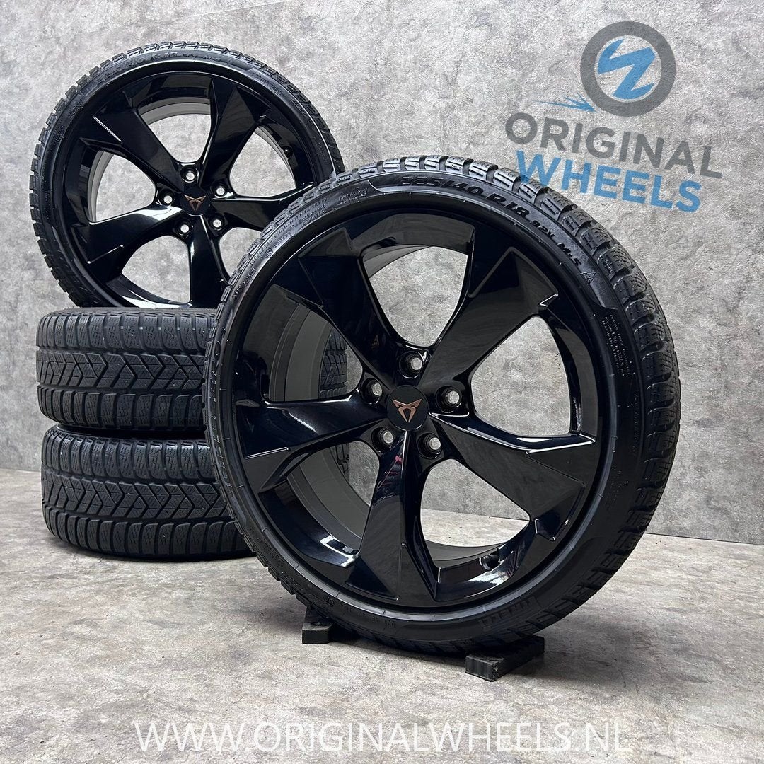 18 inch originele velgen + winterbanden Cupra Leon, 18 inch, Gebruikt, -, -