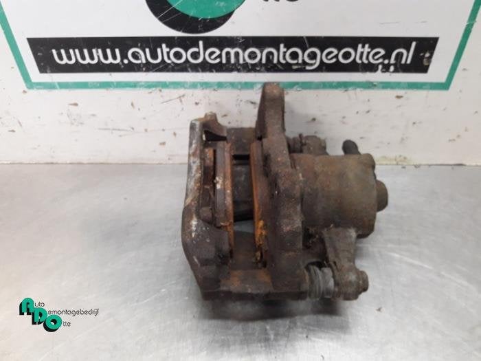 Etrier de frein (pince) avant gauche d'un Opel Corsa (Corsa, -, Opel, 3 mois de garantie, Utilisé
