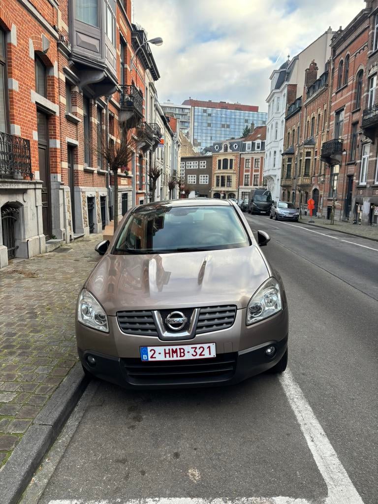 Nissan Qashqai 1.6 essence, Achat, 4 portes, Boîte manuelle, Autres couleurs