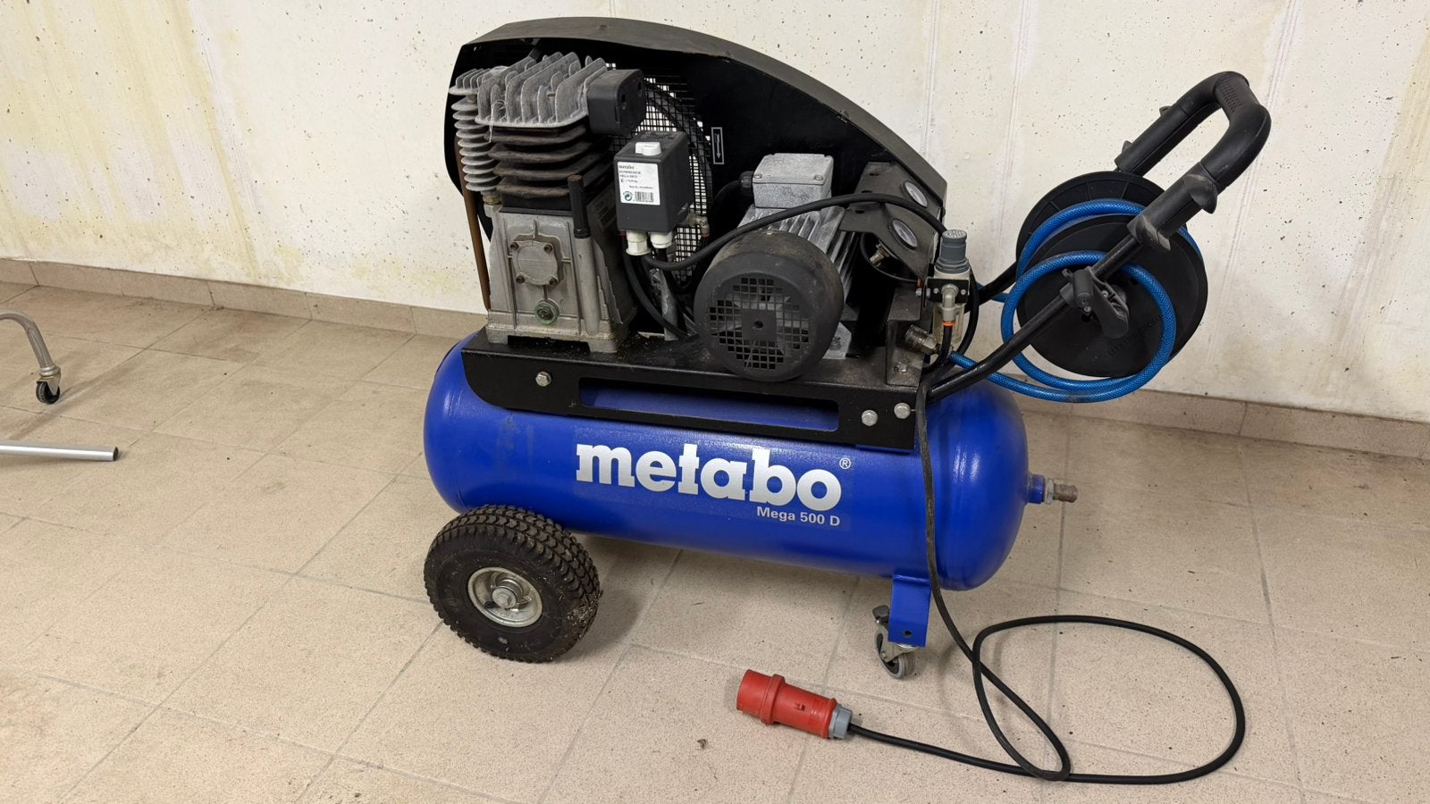Metabo Mega 500 D compressor 400V  3-fase 16A, Doe-het-zelf en Bouw, Compressors, Ophalen, Zo goed als nieuw, Mobiel