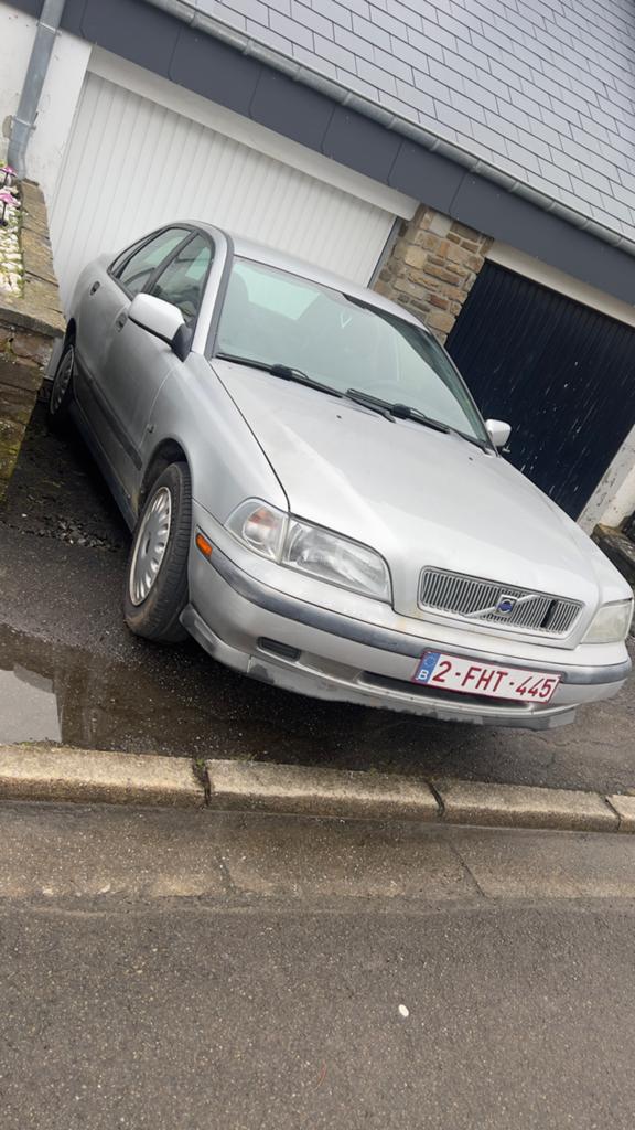 Volvo, Autos, Volvo, Argent ou Gris, Achat, Boîte manuelle, 5 portes