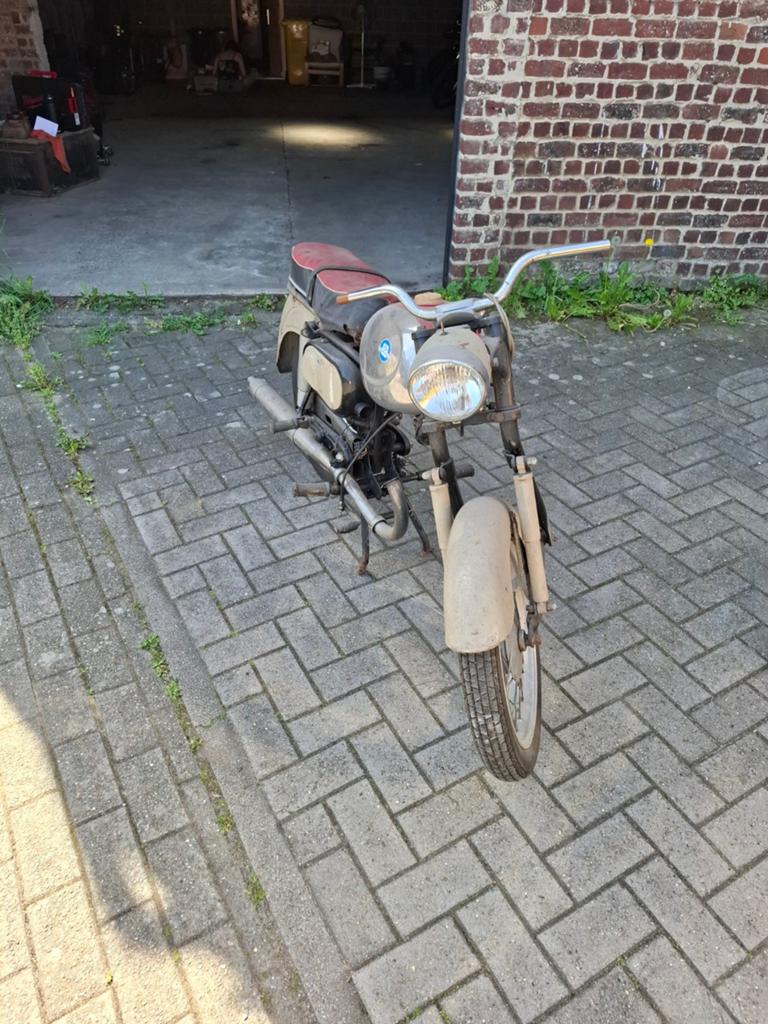Hercules Rolling frame zonder papieren, Ophalen