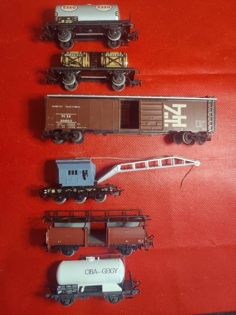 6 Märklin/Liliput H0 goederenwagens met dozen, Ophalen, Gebruikt, Wagon, Märklin