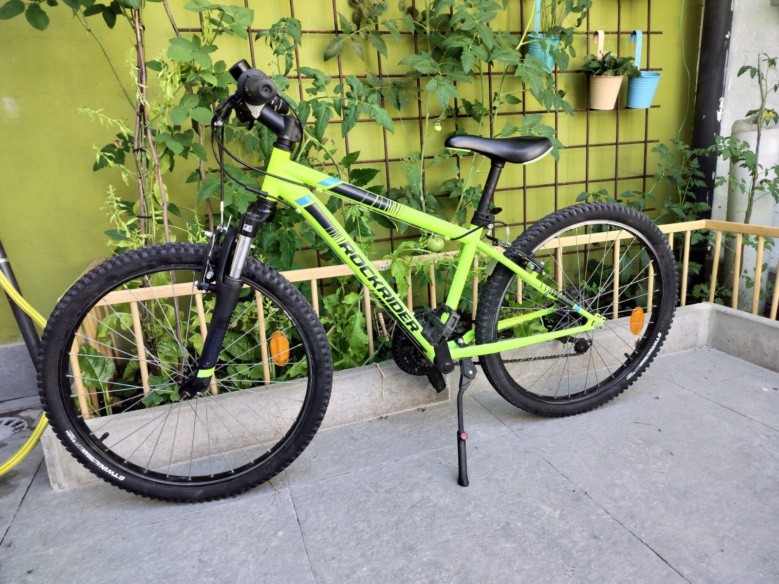 MTB ROCKRIDER 24 INCH 500 GEEL FLUO, Ophalen, 24 inch of meer, Gebruikt, Velgrem