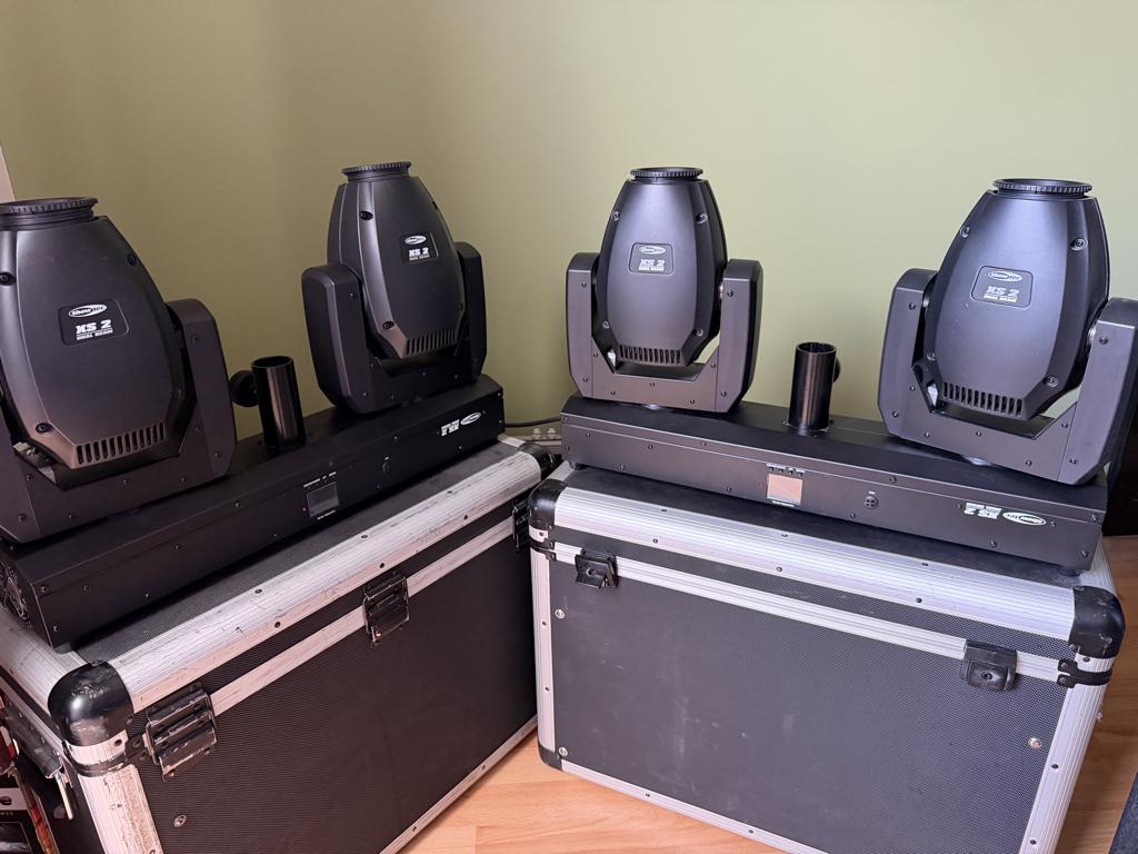 Showtec Moving Heads XS-2, Musique & Instruments, Lumières & Lasers, Utilisé, Lumières, Couleur, Enlèvement