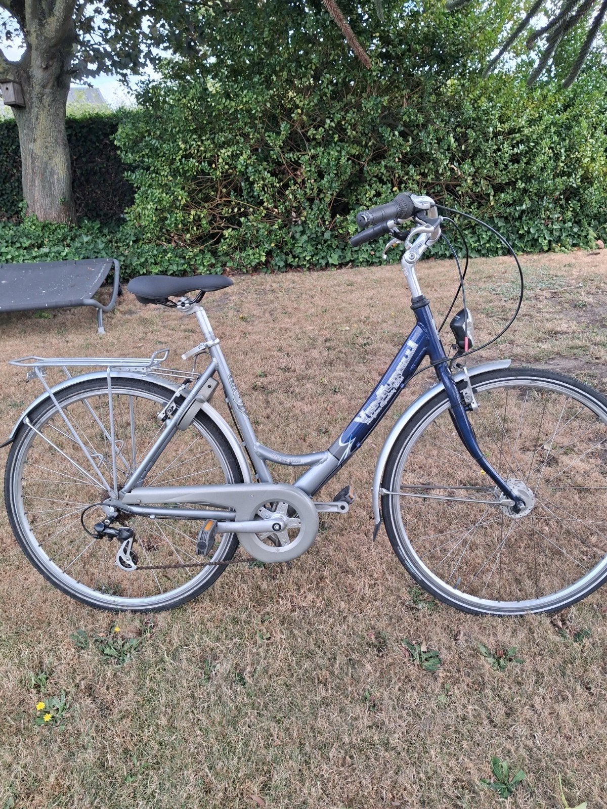 aluminium damesfiets venturelli in zeer perfecte staat, Autres marques, Vitesses, Frein sur jante, Enlèvement ou Envoi