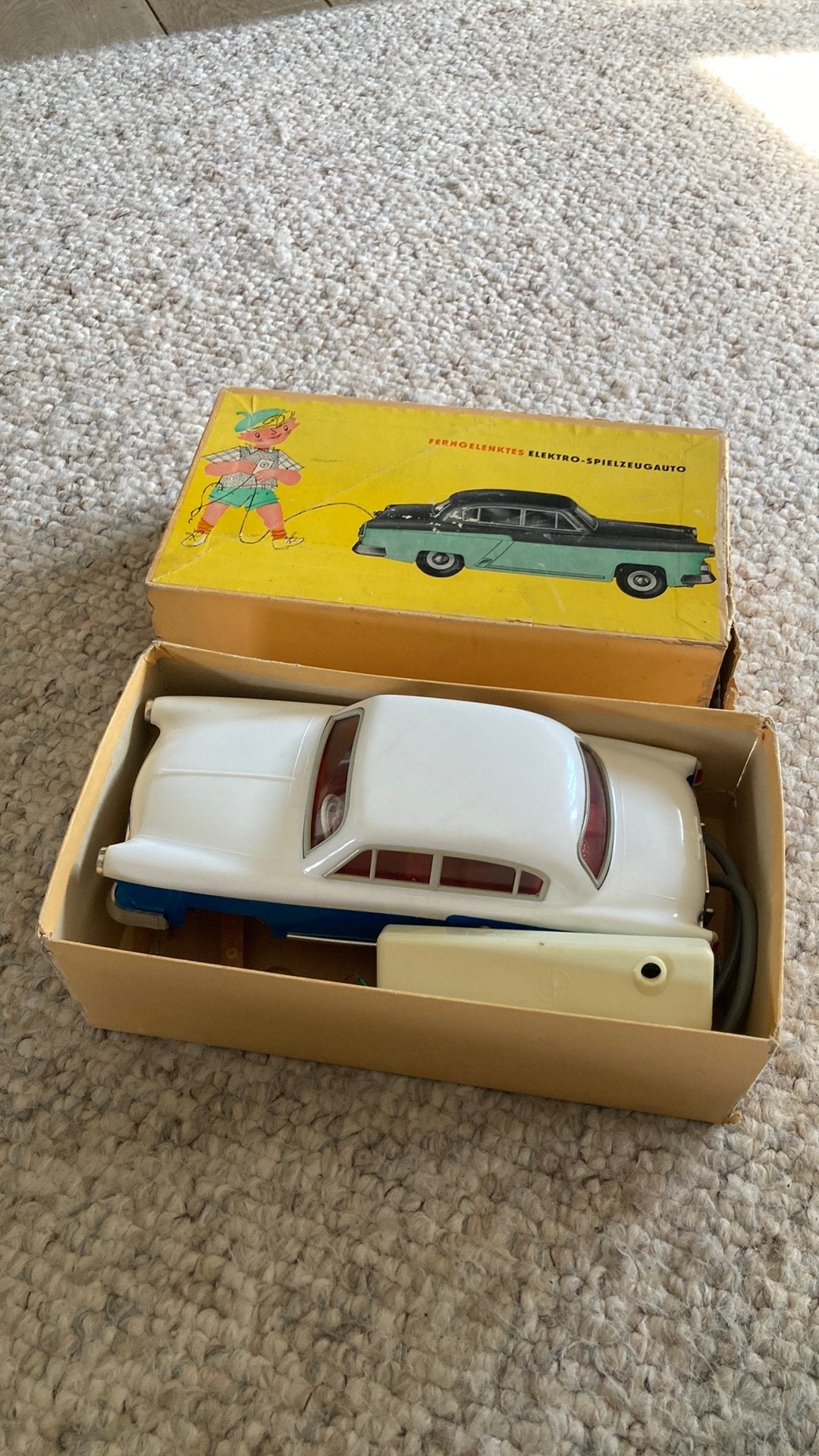 VEB Presu Volga M21, Antiquités & Art, Antiquités | Jouets, Enlèvement ou Envoi