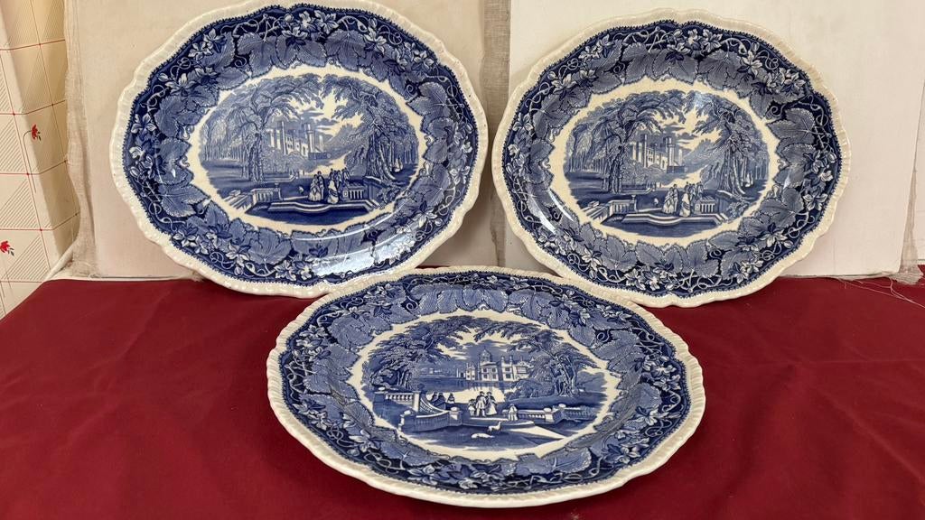 Mason’s “Vista” Ironstone Blue & White Plates - U.K. Vintage, Ophalen