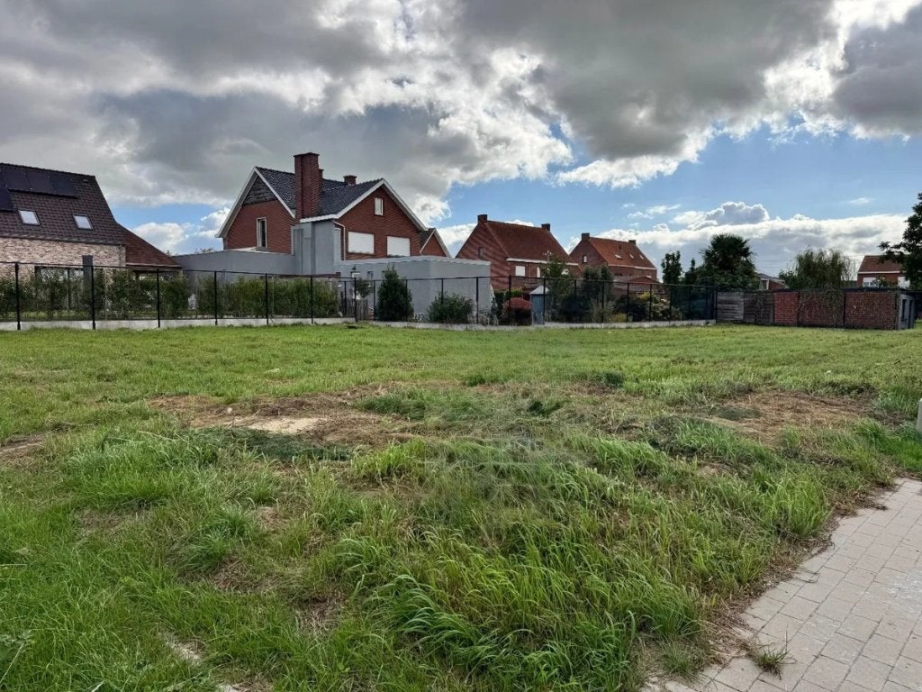 Lot bouwgrond te koop in Langemark-Poelkapelle, Langemark-Poelkapelle, 500 à 1000 m²