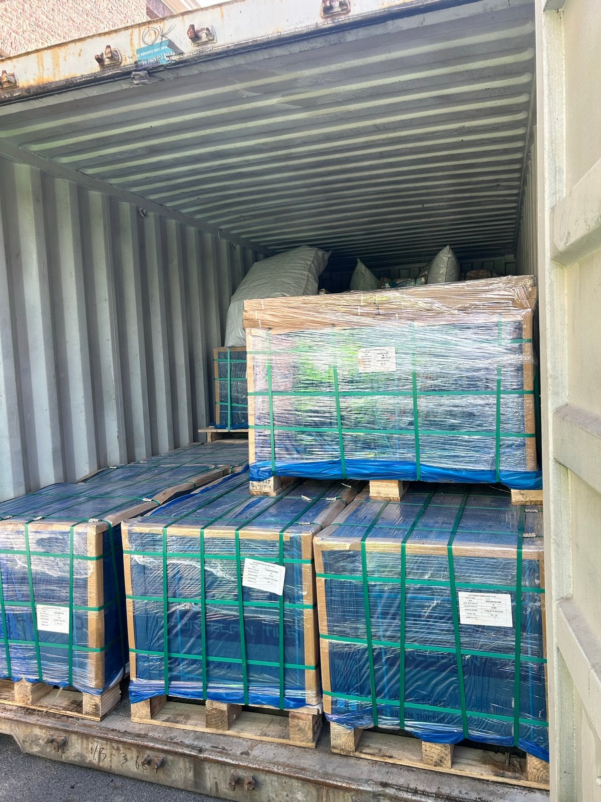 Rechtstreekse tegelimport service vanuit India, Immo