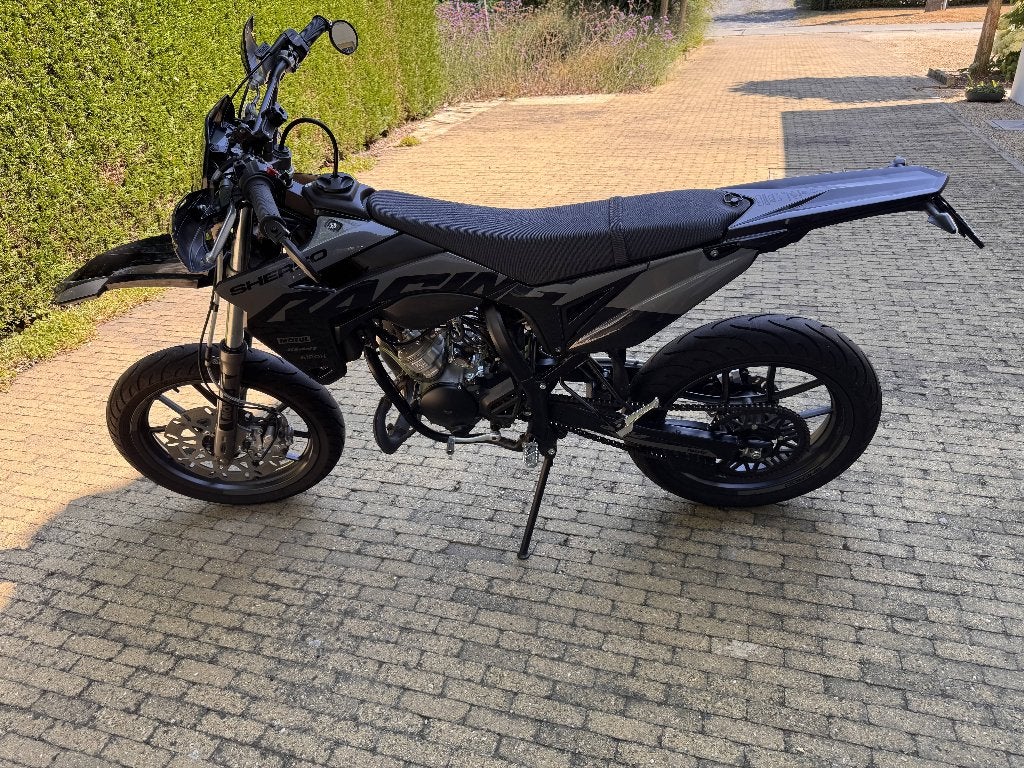 Sherco SMR-50 Black Moon, Fietsen en Brommers, Ophalen, Sherco, 50 cc, 5 versnellingen