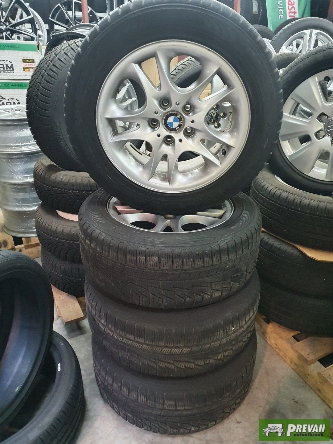 BMW X3 F25  zomerbanden velgen 235/65/17 Nokian, Auto-onderdelen, Banden en Velgen, Gebruikt, -, -, Banden en Velgen