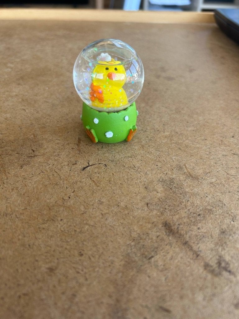 Petite boule à neige Poussin, Enlèvement, Utilisé