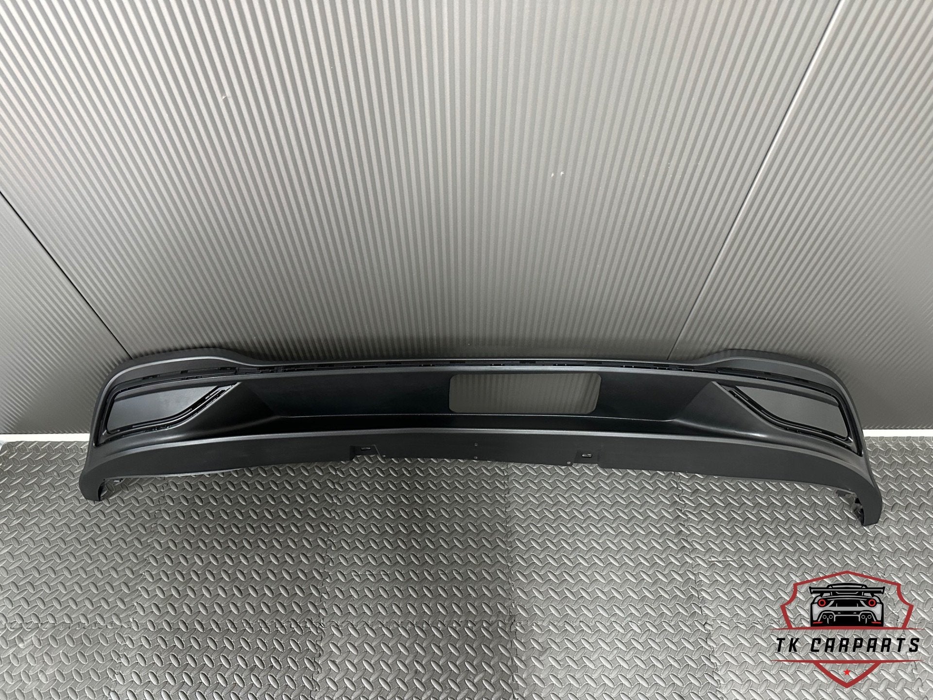 Diffuseur Volkswagen Golf 8 GTE 5H6807568F, Neuf, Arrière, Pare-chocs, Volkswagen