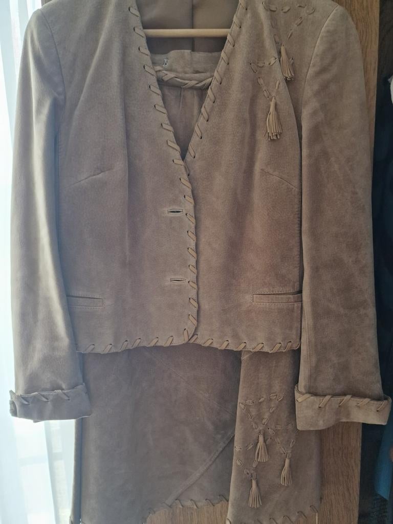Suede pakje echt leer, Kleding | Dames, Ophalen of Verzenden, Maat 38/40 (M), Bruin, Jasje