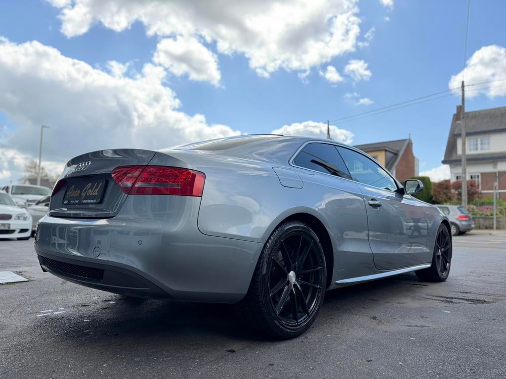 AUDI A5 2.0 TFSI SLINE ALCANTARA JANTES 19 !, Autos, Vitres électriques, Alcantara, 2 portes, Particulier