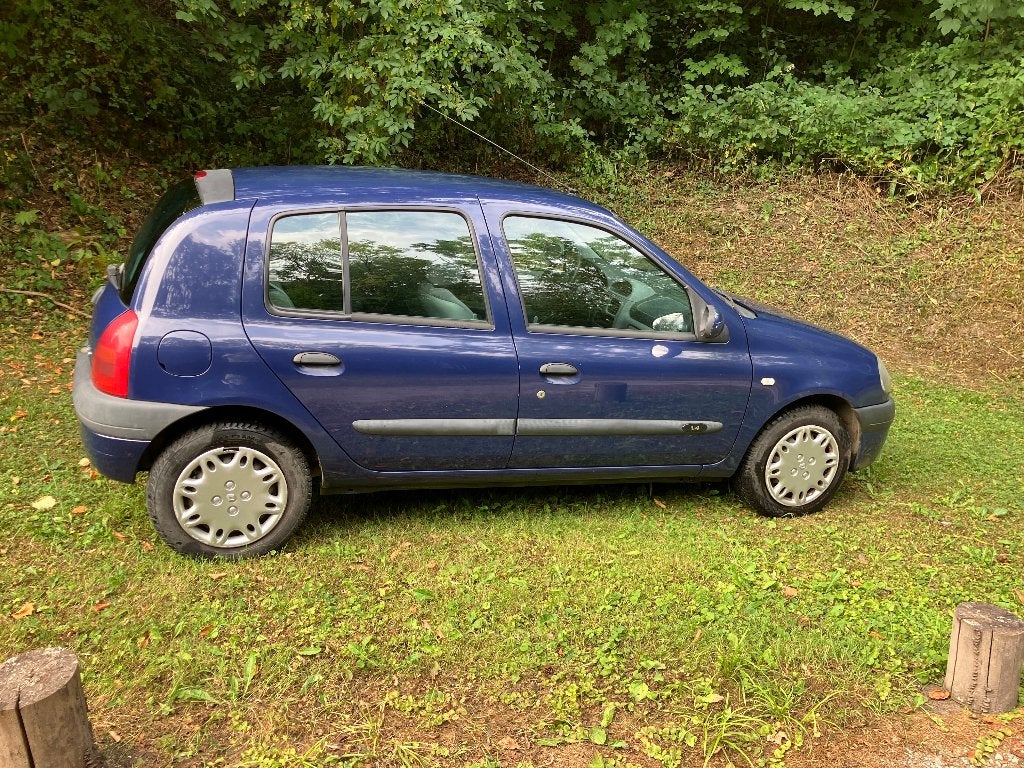 Renault clio 1400cc essence 2001, Autos, Achat, Boîte manuelle, 5 portes, Particulier