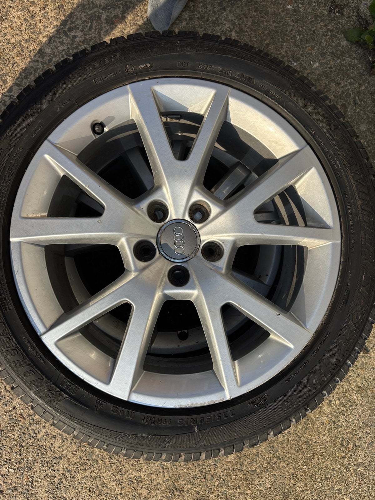 Jantes alu 18 pouces Audi avec pneus hiver Dunlop, Autos : Pièces & Accessoires, Pneus hiver, Enlèvement, Pneu(s), 18 pouces
