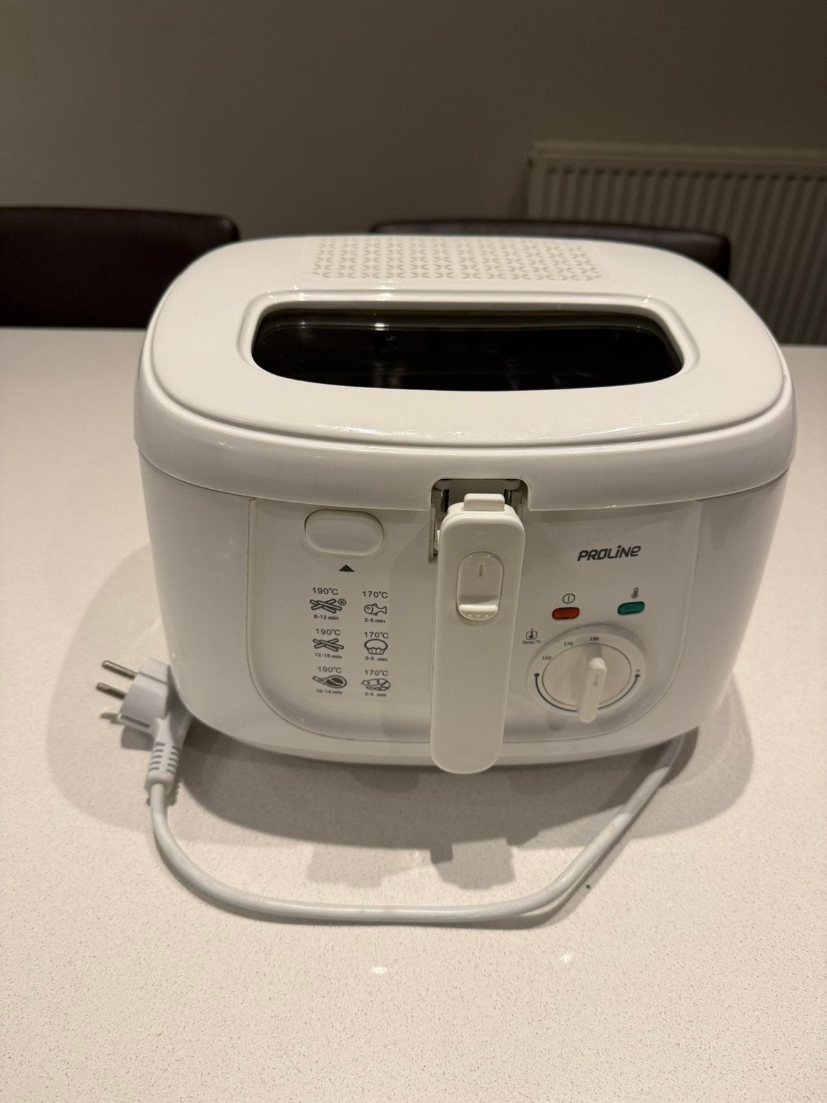 Geurloze Friteuse/frietketel/frituurpan Proline DF818, Elektronische apparatuur, 2 tot 3 liter, Ophalen, Zo goed als nieuw