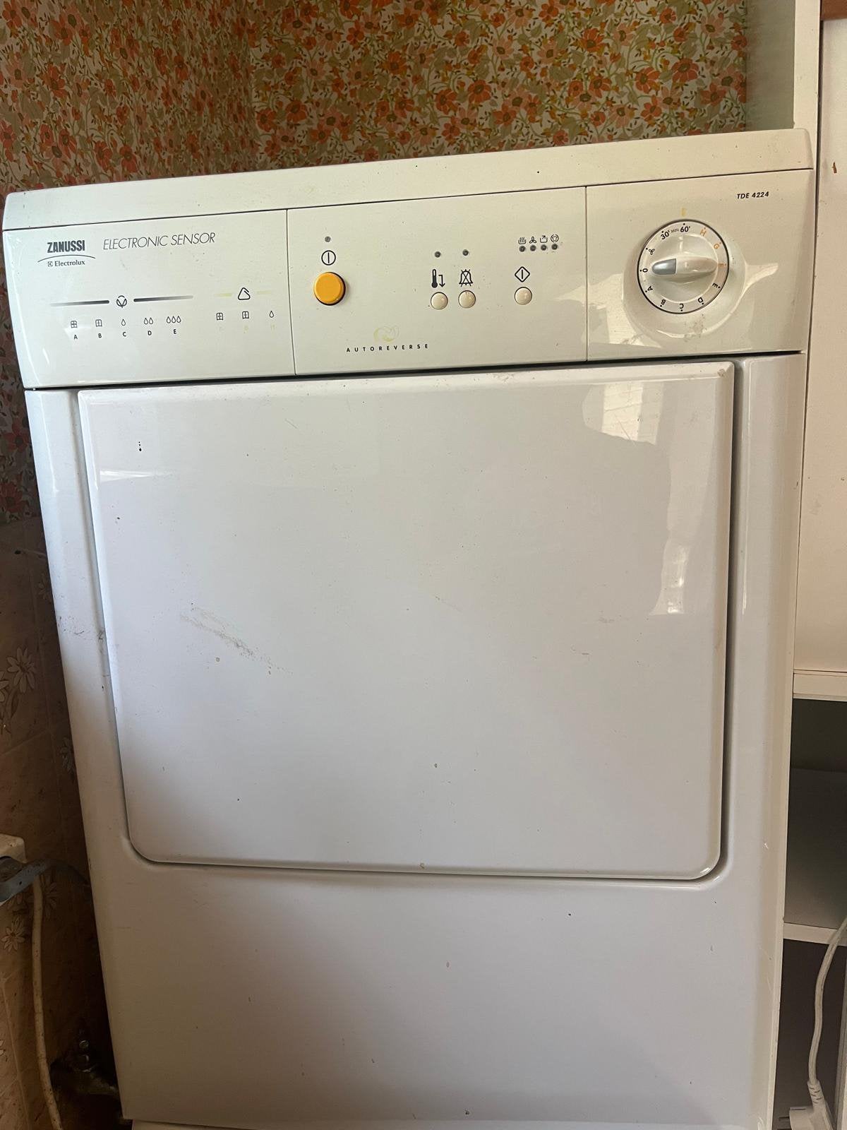 Droogkast Zanussi- werkt perfect!, Elektronische apparatuur, Droogkasten, Ophalen, Gebruikt, Luchtafvoer