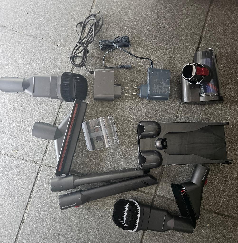 Lot accessories dyson v15, Electroménager, Enlèvement, Dyson