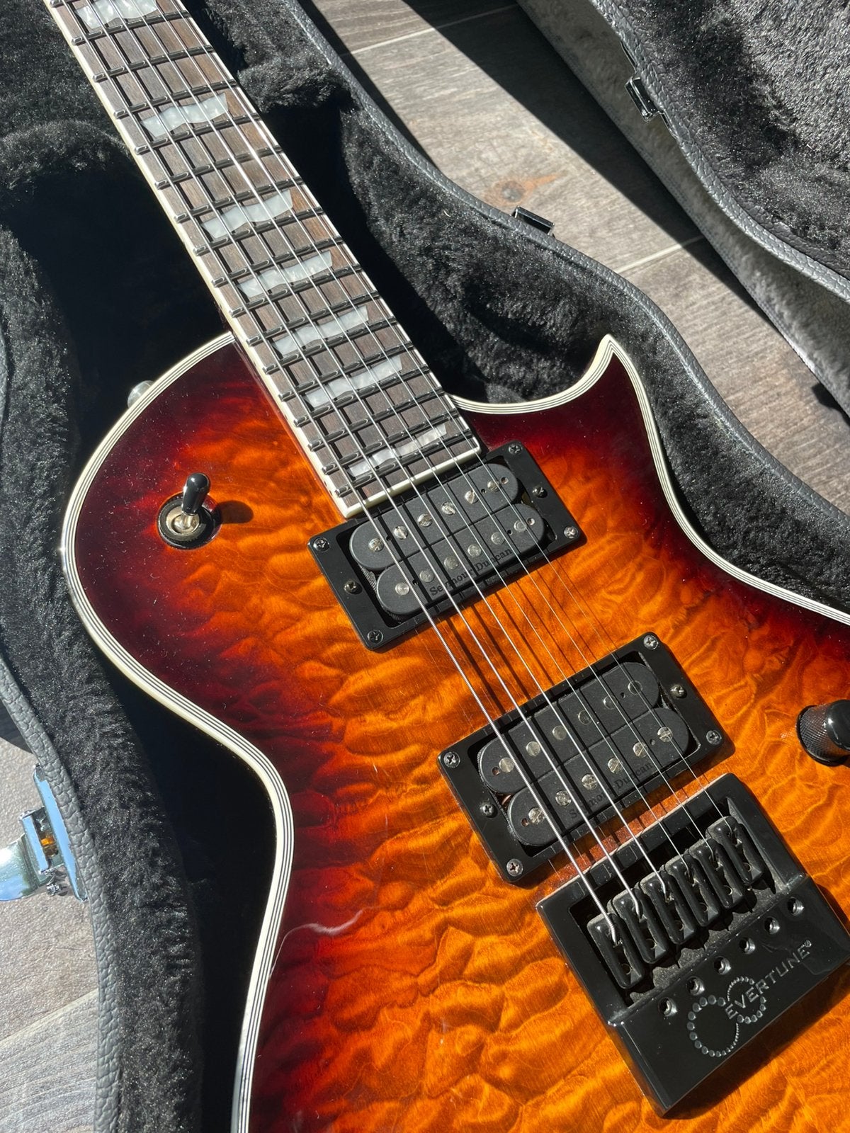 ESP LTD EC-1000 Evertune – Dark Brown Sunburst, Muziek en Instrumenten, Snaarinstrumenten | Gitaren | Elektrisch, Ophalen, Zo goed als nieuw
