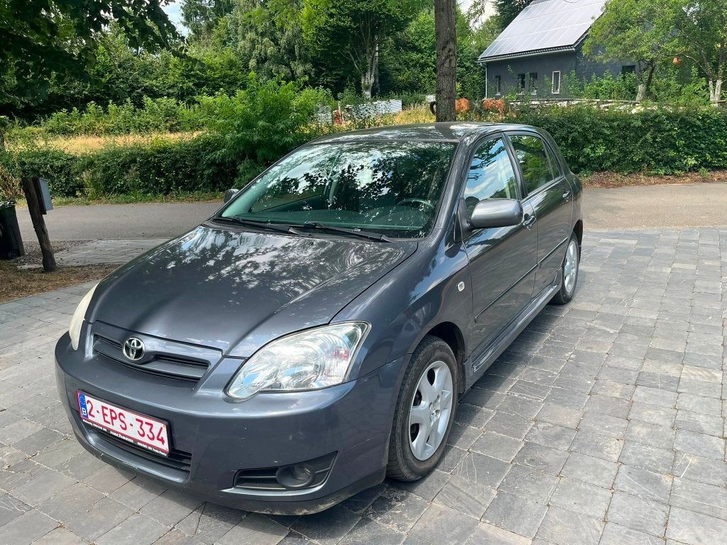 Toyota Corolla 1.4 diesel sportline, Autos, Toyota, Argent ou Gris, Achat, Entreprise, Boîte manuelle