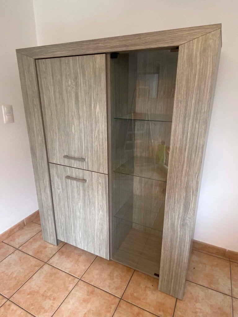 Meuble vitrine gris, Maison & Meubles, Armoires | Vitrines, Enlèvement, Utilisé, Avec porte(s)