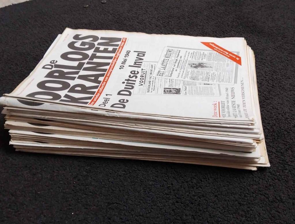 MILITARIA kranten De OORLOGS KRATEN „Het Laaste Nieuws”, Boeken, Ophalen