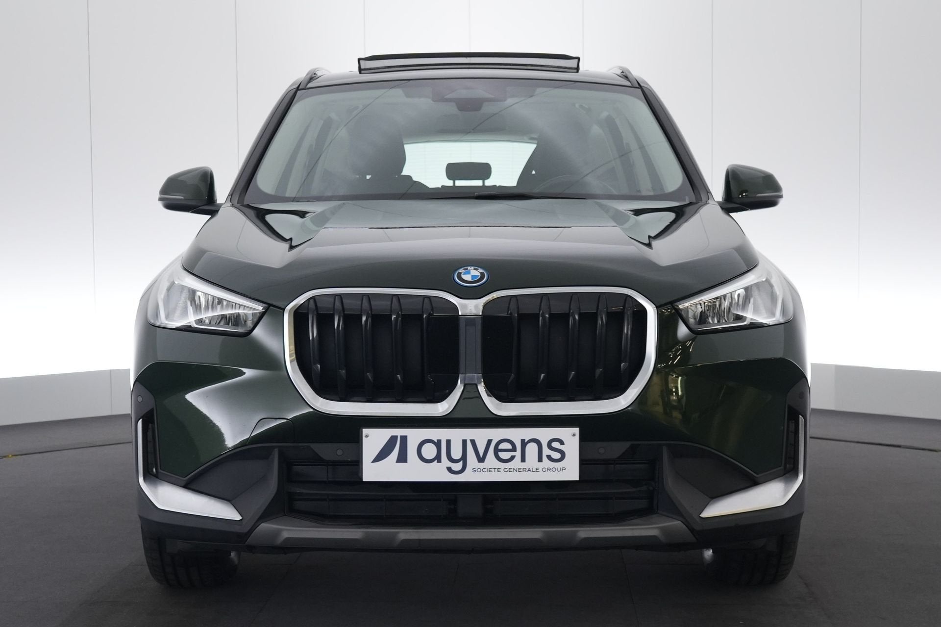 (2DLC481) BMW X1, Auto's, Gebruikt, Plug-in hybride, Bedrijf, 5 zetels