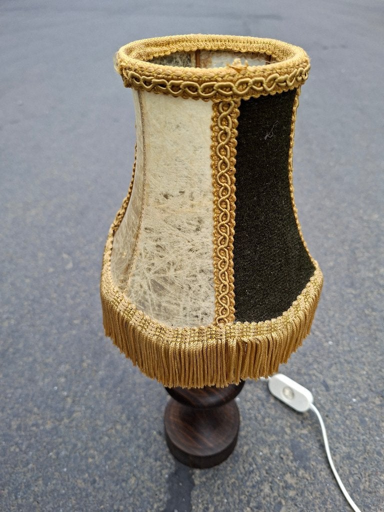 Lampe en peau sur pied avec galon, Enlèvement, Neuf