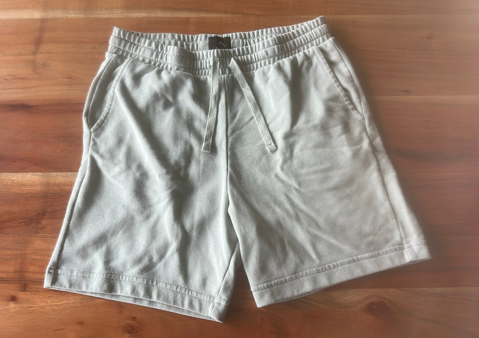 Short zacht, los, lichtgroen S, Kinderen en Baby's, Ophalen, Gebruikt, Jongen, Broek
