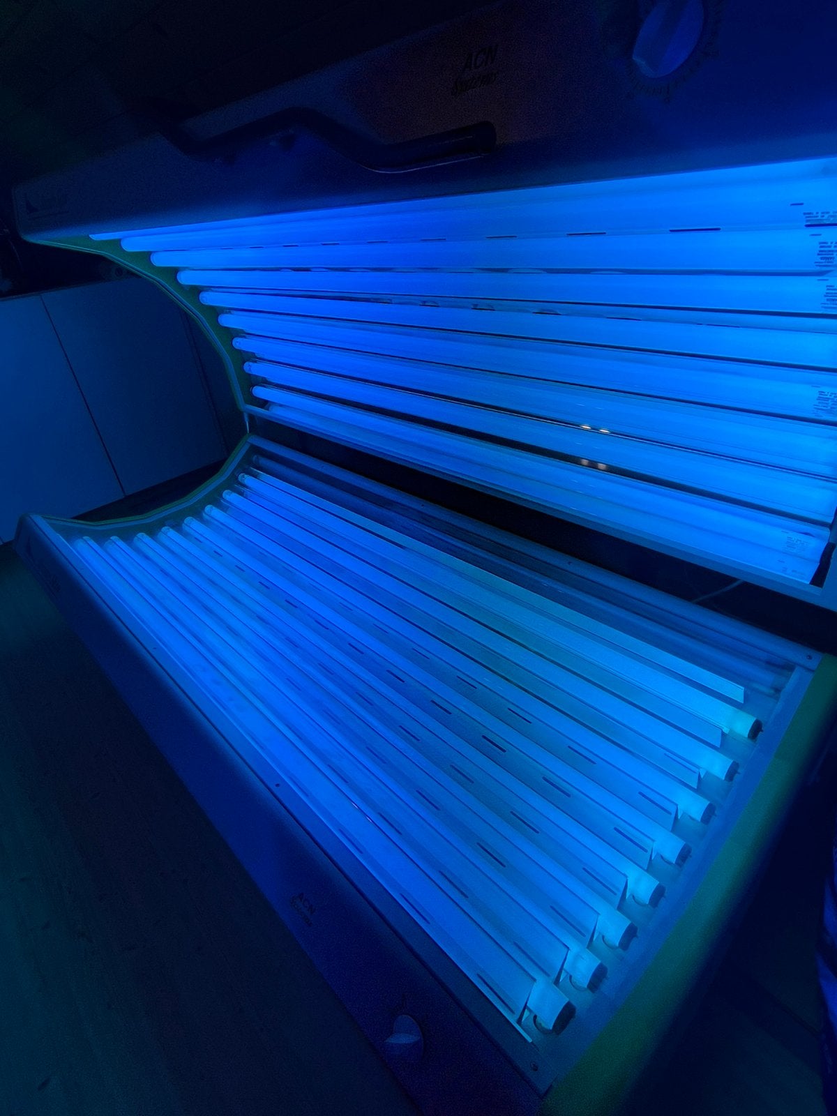Lit de bronzage ACN Systems, Electroménager, Enlèvement, Utilisé, Banc solaire double