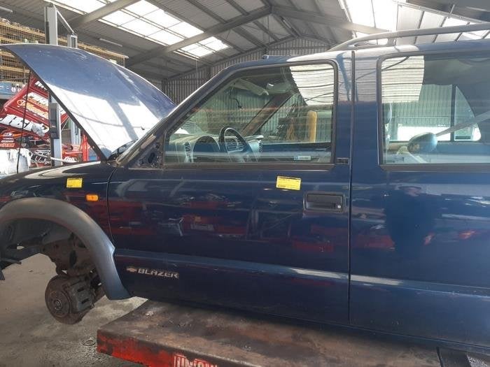 Portière 4portes avant gauche d'un Chevrolet Blazer, Autos : Pièces & Accessoires, -, 3 mois de garantie, Utilisé, Porte