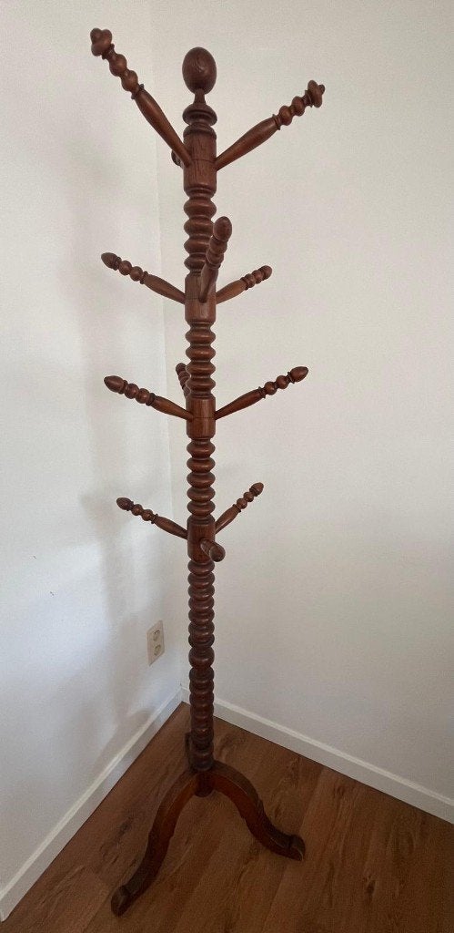 Porte-manteau – Antique wooden coat stand, Ophalen