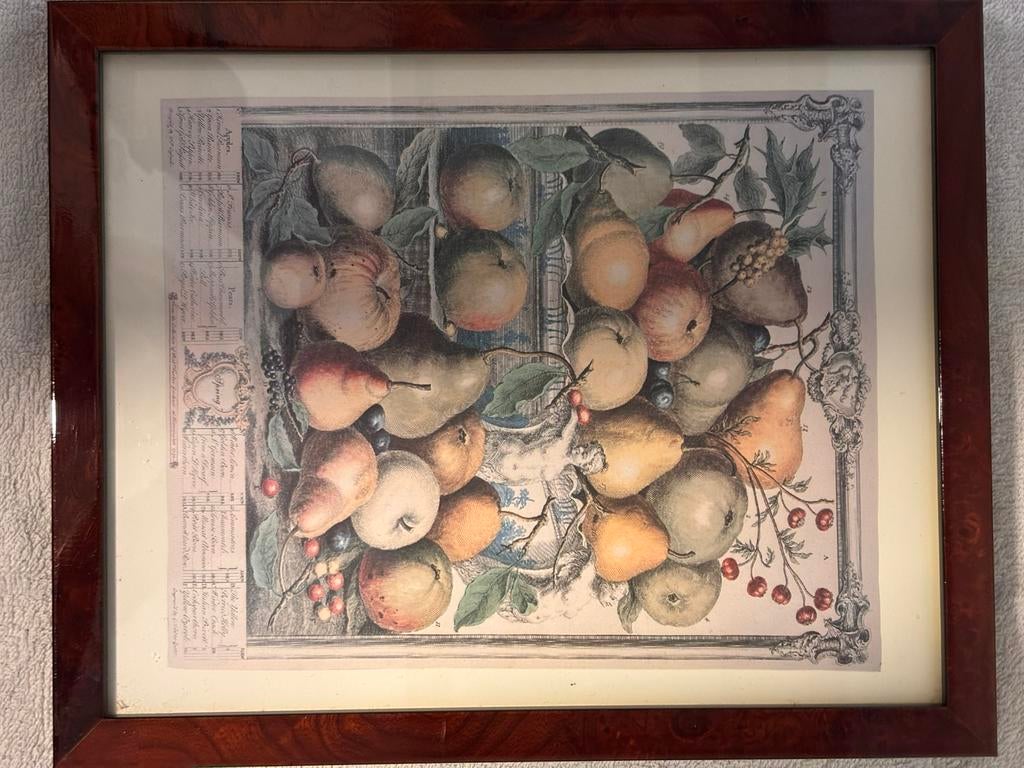 Zomer, lente en herst fruit taferelen in mahonie kaders., Ophalen, Zo goed als nieuw, Hout
