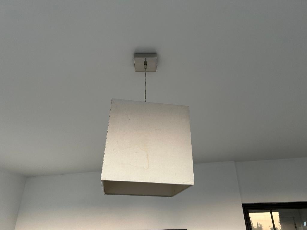 Gratis lampen af te halen, Ophalen, Gebruikt, Stof