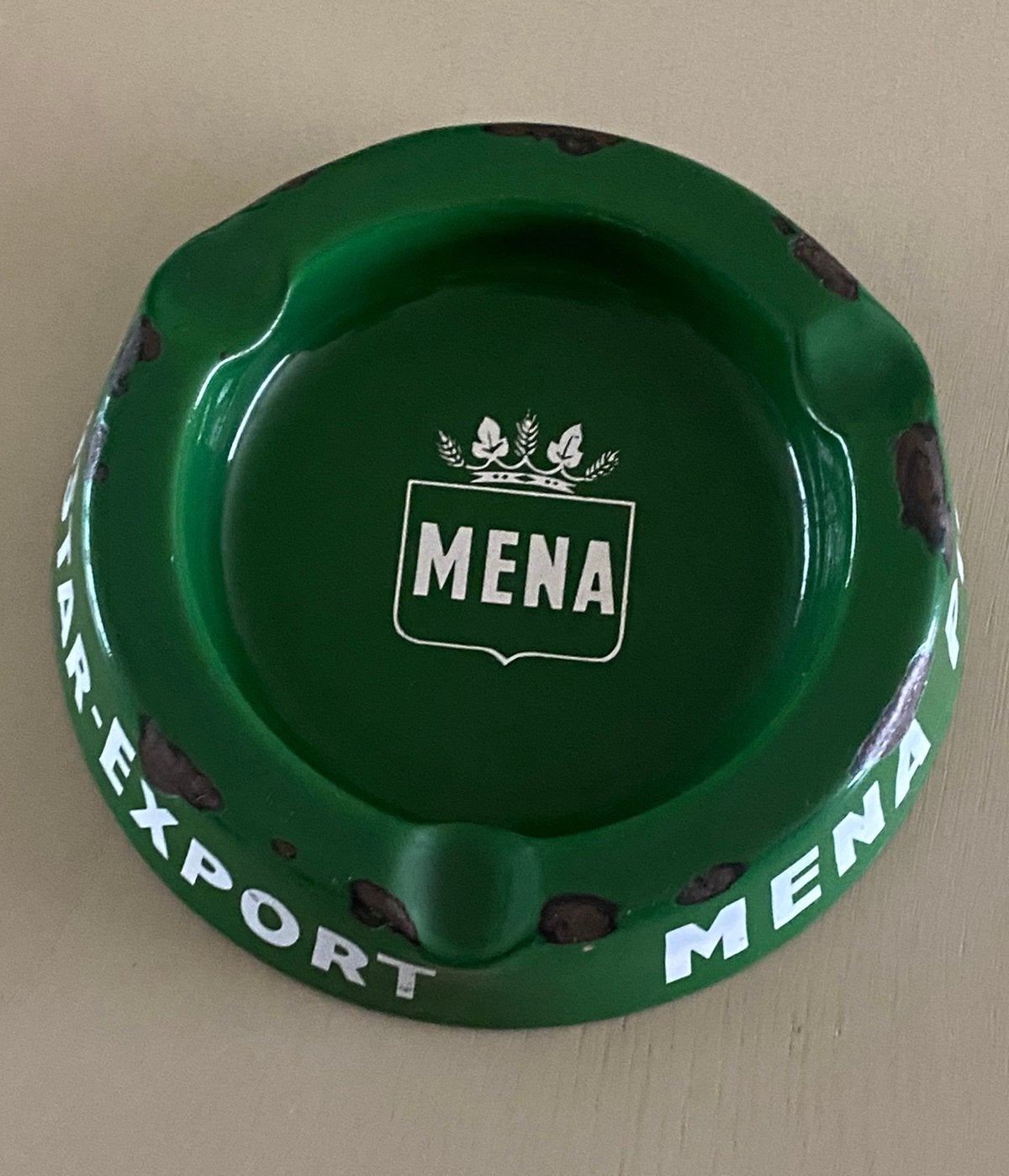 Metalen emaille asbak brouwerij MENA te ROTSELAAR, Ophalen of Verzenden, Gebruikt, Reclamebord, Plaat of Schild
