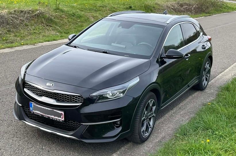 Kia XCEED 1.6 CRDI 136 pk SENSE Garantie - 17 maanden (en), Auto's, XCeed, Euro 6, 4 cilinders, Zwart