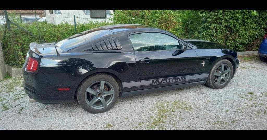 Pneu mustang, Enlèvement